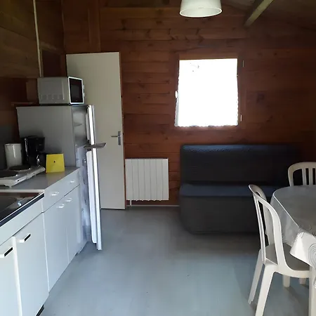 Campingplatz Bois 9 Domaine Les Epinettes *