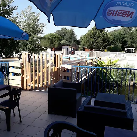 Campingplatz Bois 9 Domaine Les Epinettes